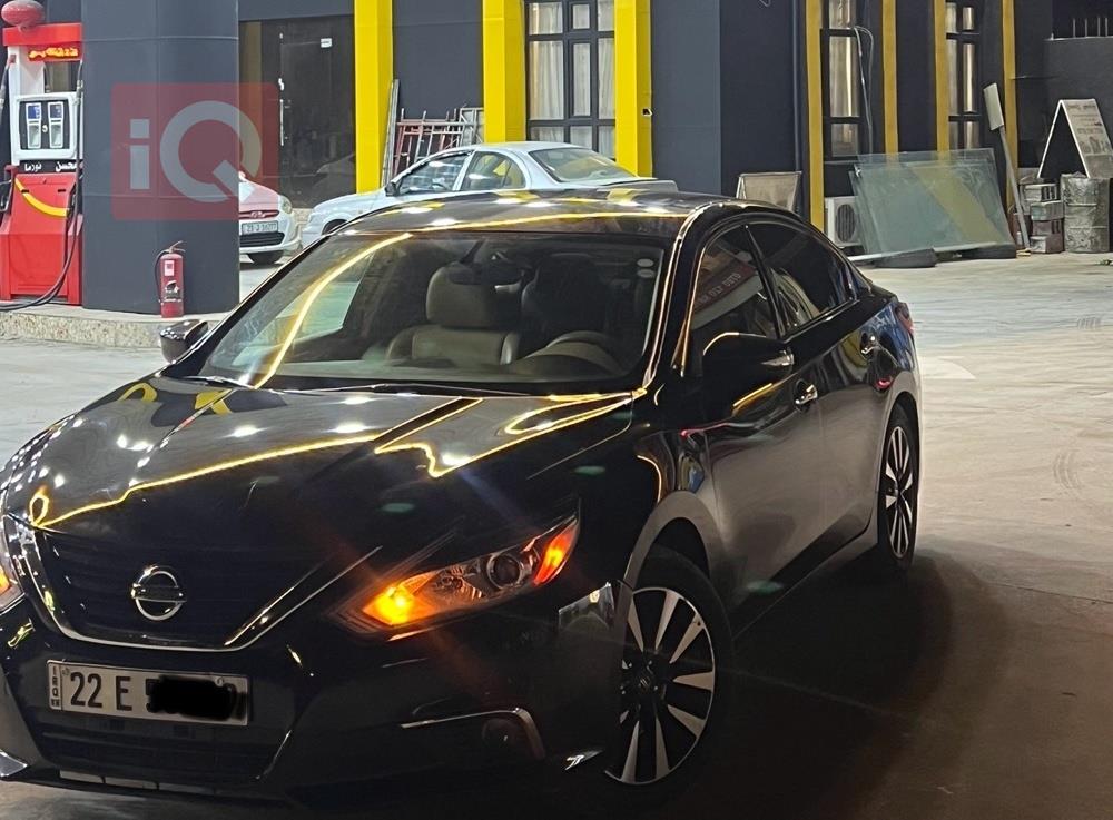 نيسان ألتيما